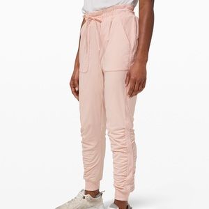lululemon joggers